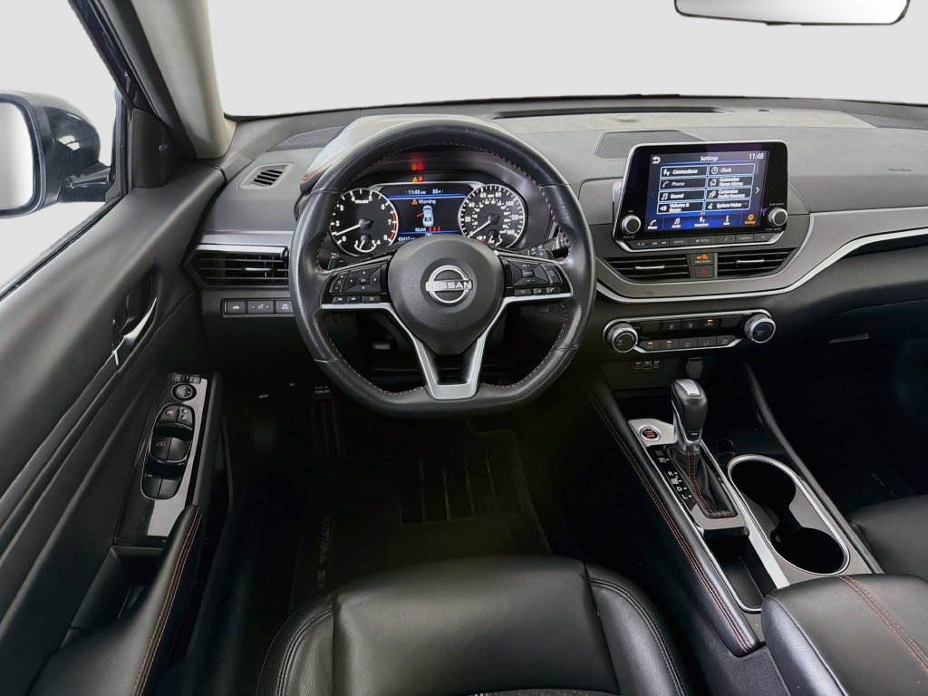 Used 2024 Nissan Altima 2.5 SR FWD image 24