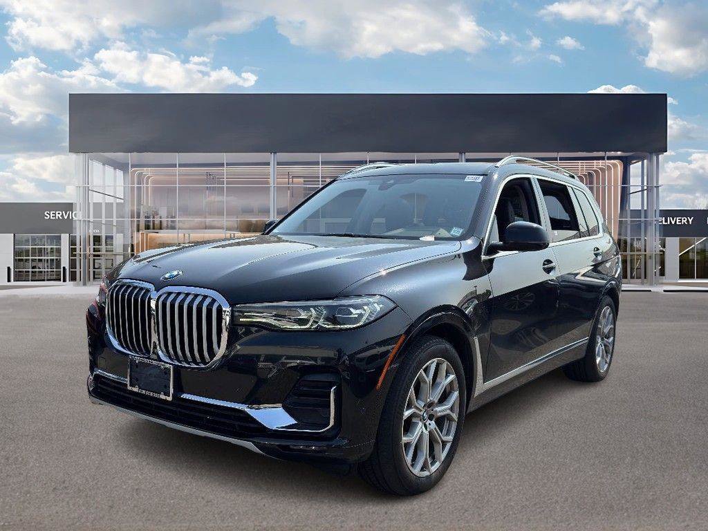 Used 2022 BMW X7 xDrive40i w/ Cold Weather Package