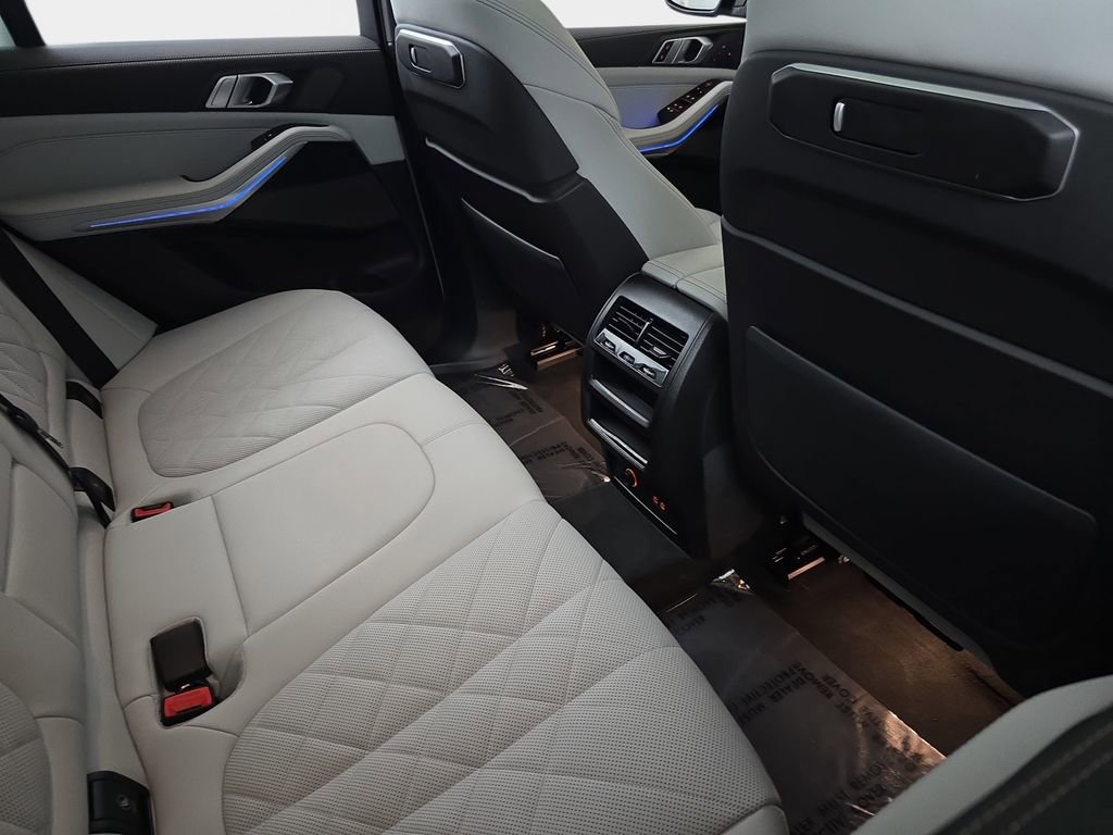 Certified 2024 BMW X5 xDrive50e w/ M Sport Package AWD/4WD image 11