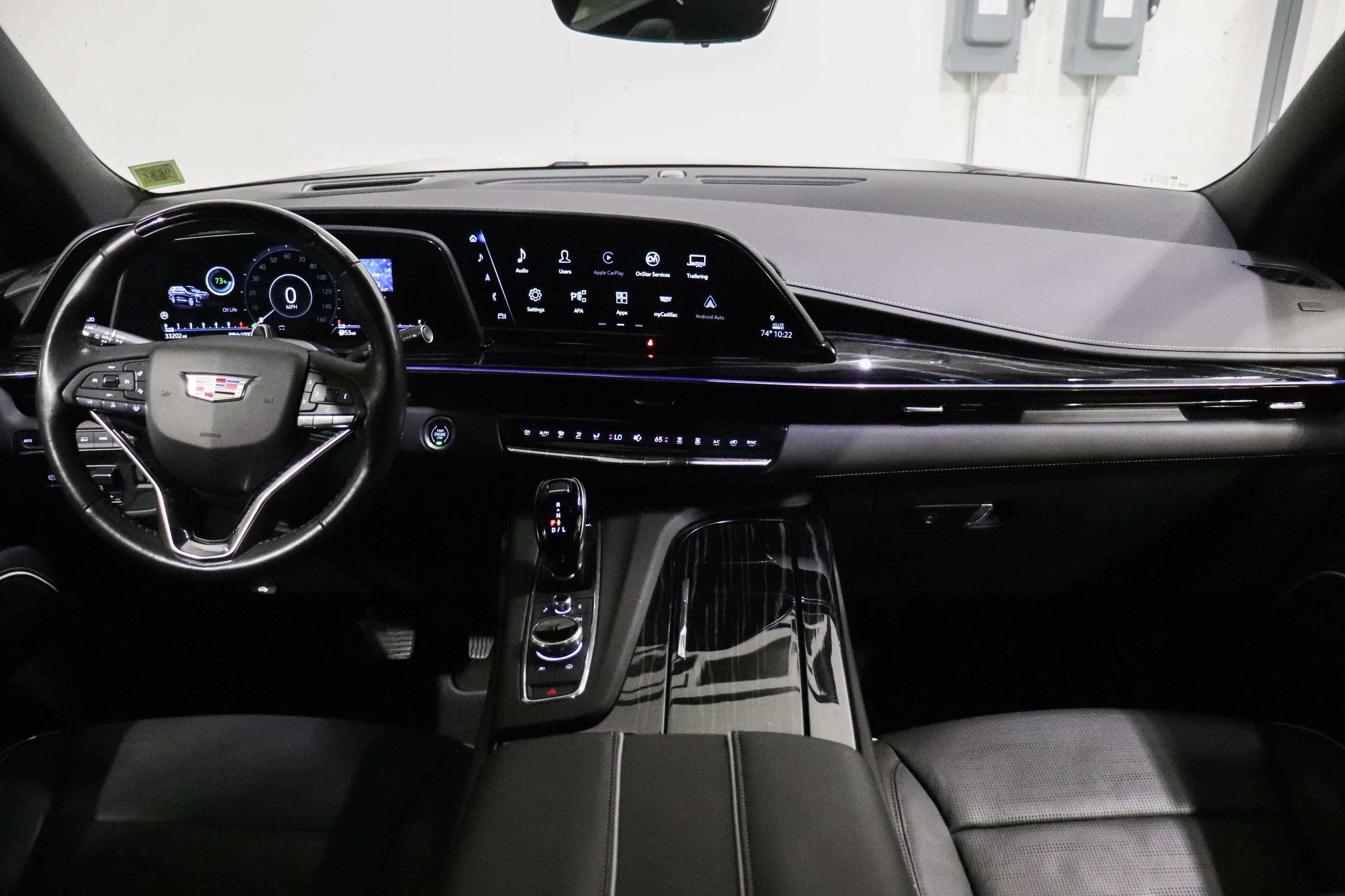 Used 2023 Cadillac Escalade ESV Sport w/ LPO, ONYX Package AWD/4WD image 29