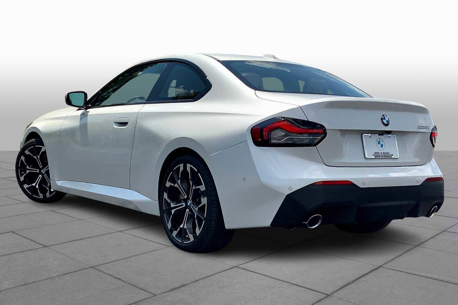 New 2025 BMW 230i Coupe w/ Premium Package RWD image 12
