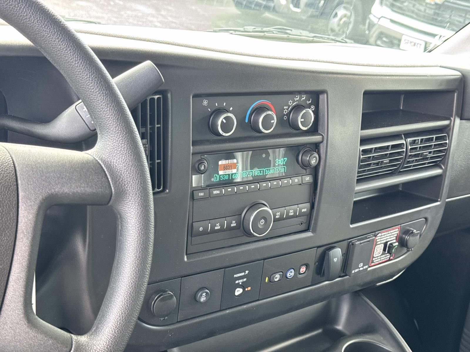 New 2026 Chevrolet Express 3500 w/ Power Convenience Package RWD image 18