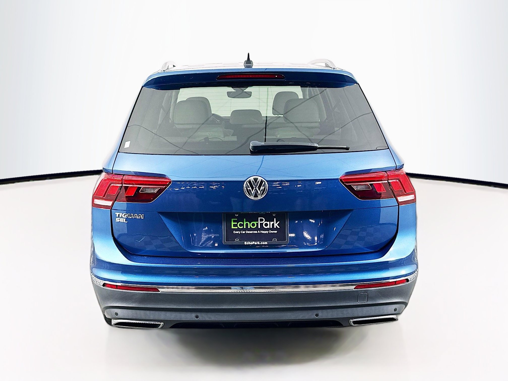 Used 2020 Volkswagen Tiguan SEL FWD image 7