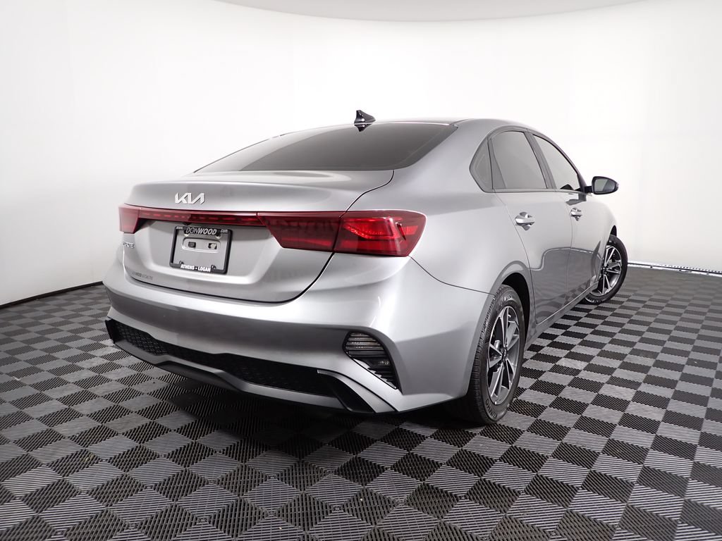 Used 2023 Kia Forte LXS w/ LXS Technology Package FWD image 16