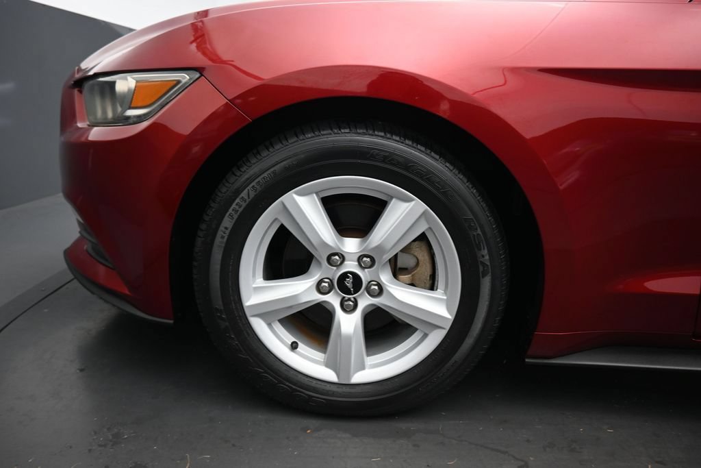 Used 2016 Ford Mustang Coupe RWD image 43