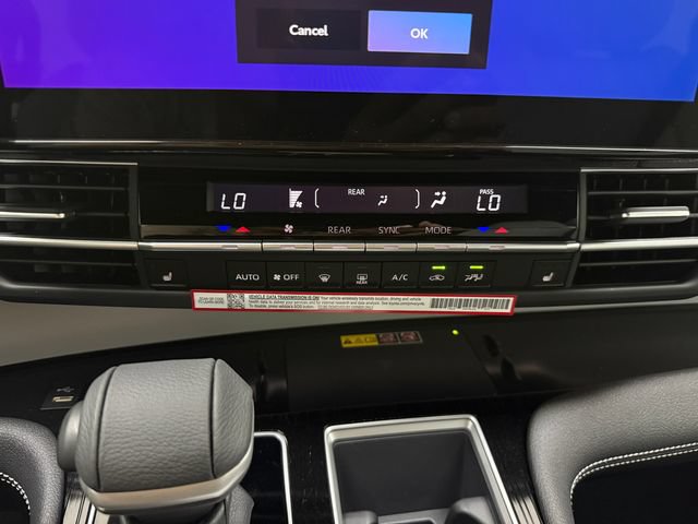 New 2026 Toyota Sienna XSE FWD image 18