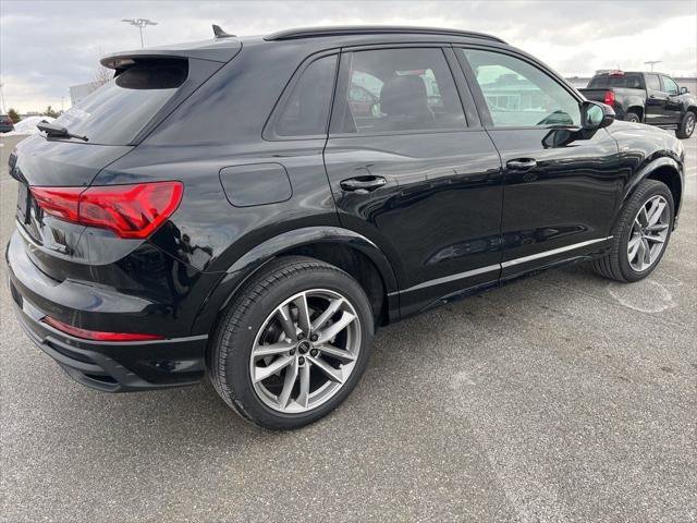 Certified 2025 Audi Q3 2.0T Premium w/ Convenience Package image 4