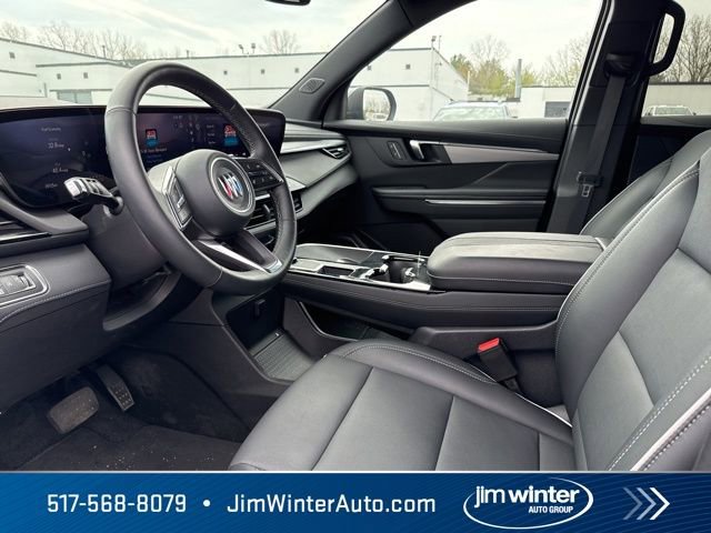 Used 2025 Buick Enclave Preferred AWD/4WD image 5