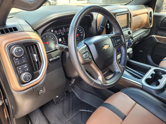 Used 2021 Chevrolet Silverado 1500 High Country w/ Technology Package AWD/4WD image 16