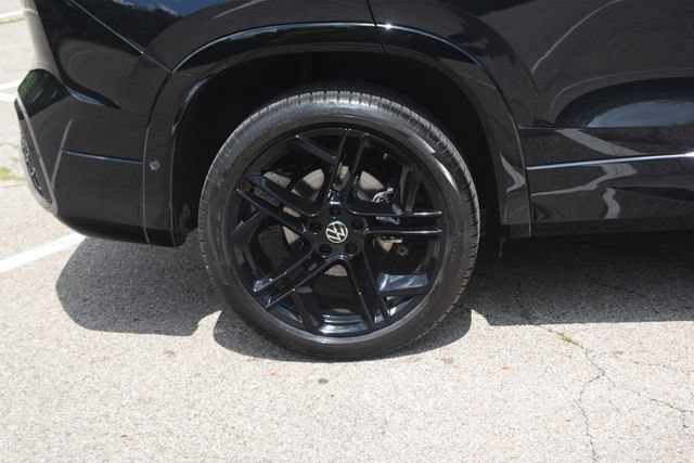 Used 2025 Volkswagen Tiguan SE R-Line AWD/4WD image 28