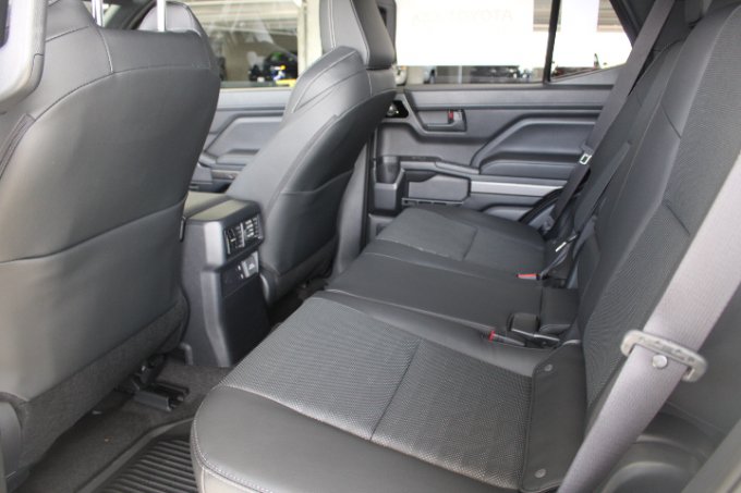 New 2026 Toyota 4Runner TRD Off-Road Premium AWD/4WD image 14