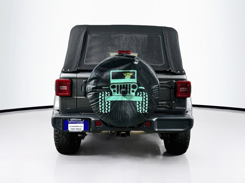 Used 2020 Jeep Wrangler Unlimited Sahara w/ Safety Group AWD/4WD image 15