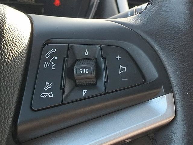 Used 2018 Chevrolet Trax LT w/ LT Convenience Package AWD/4WD image 23