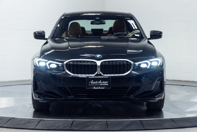 Certified 2025 BMW 330i xDrive Sedan w/ Premium Package AWD/4WD image 5