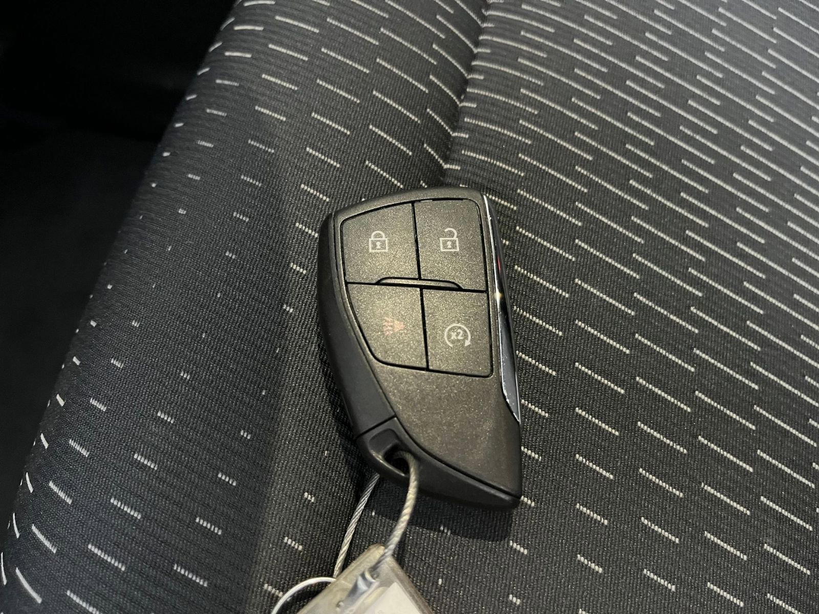 Used 2025 Chevrolet Equinox LT image 22