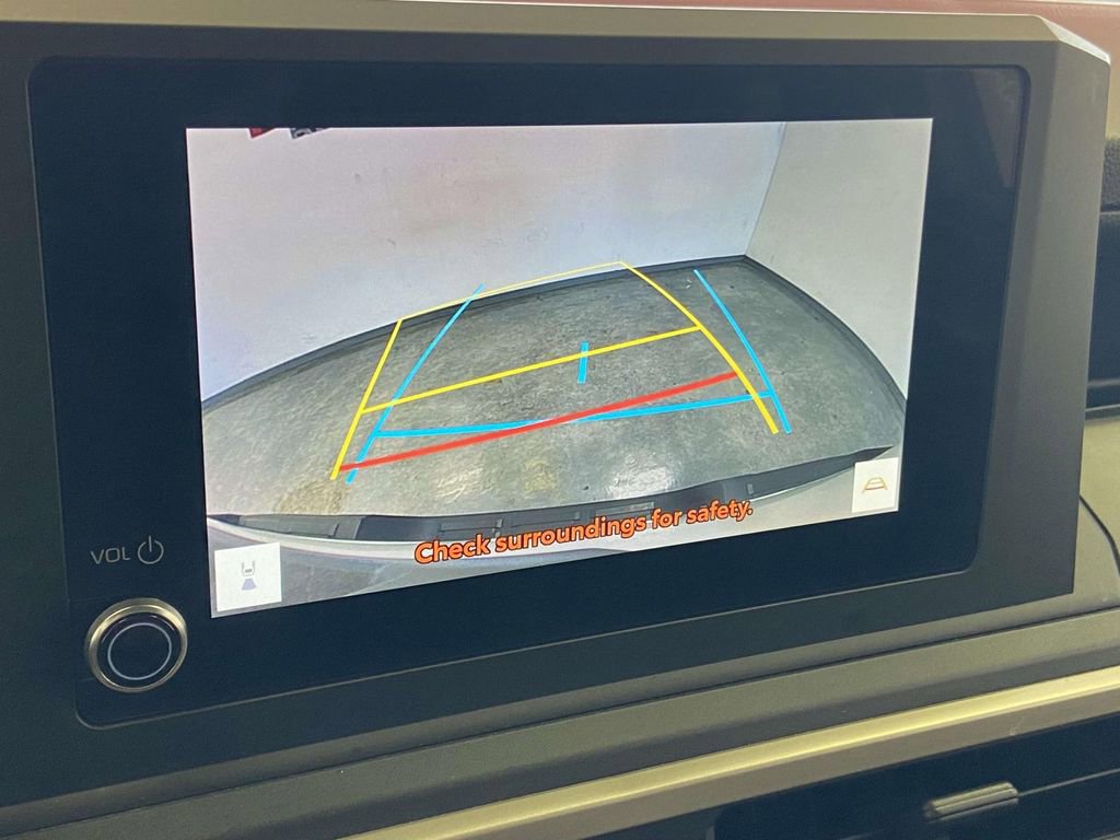 Certified 2024 Toyota Tacoma SR image 13