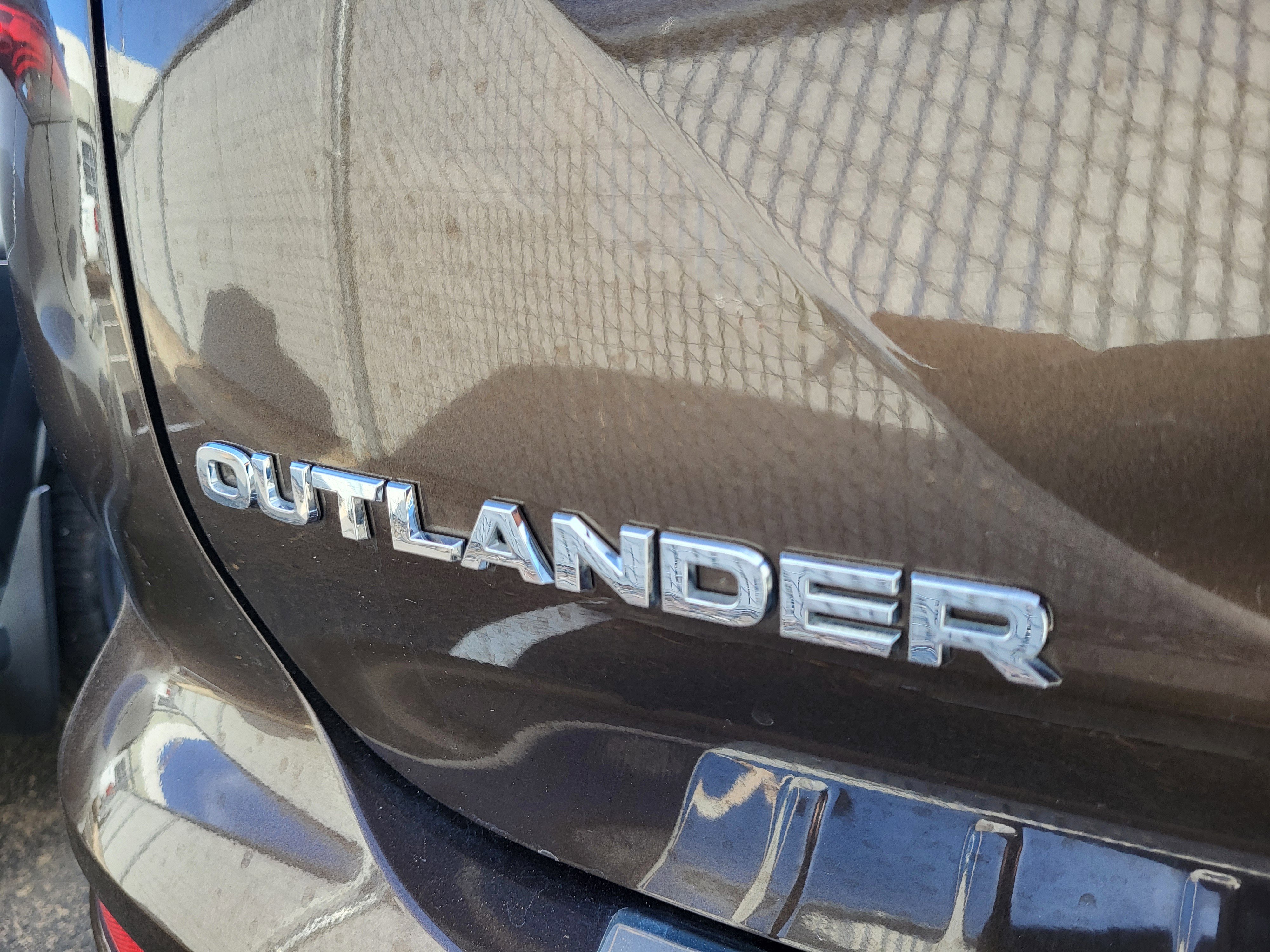 Used 2022 Mitsubishi Outlander SEL FWD image 10