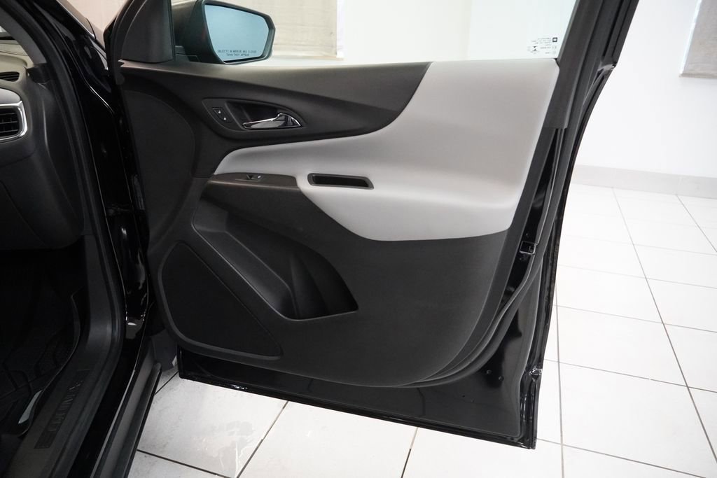 Used 2023 Chevrolet Equinox LS w/ LS Convenience Package image 13