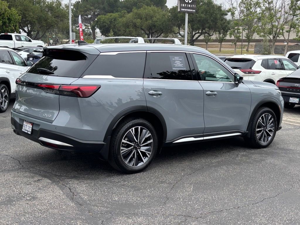 Certified 2026 INFINITI QX60 Luxe w/ Cargo Package FWD image 3
