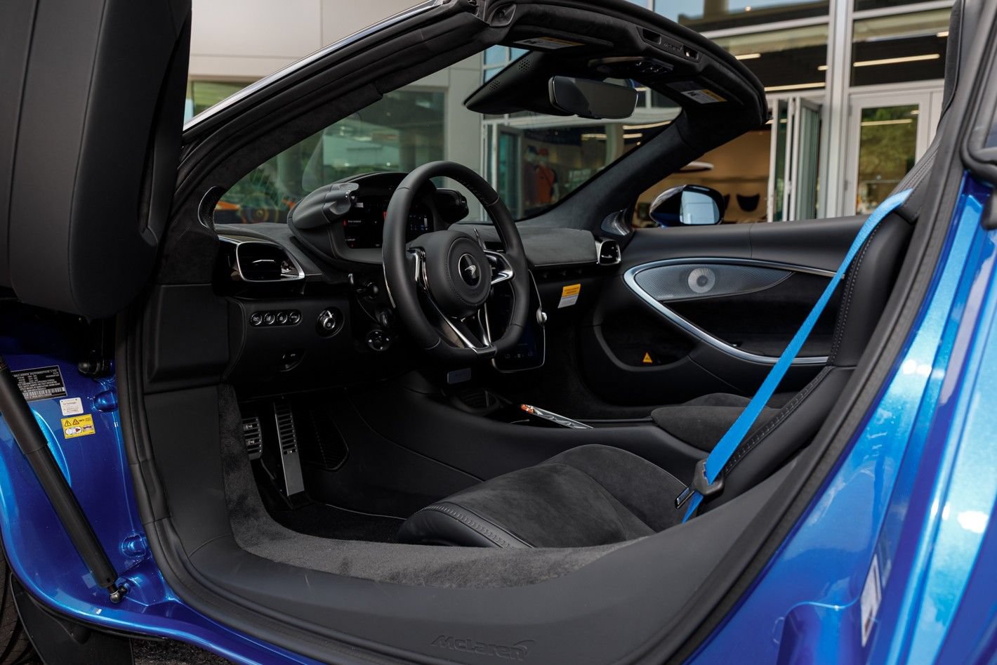 New 2026 McLaren Artura Spider RWD image 46