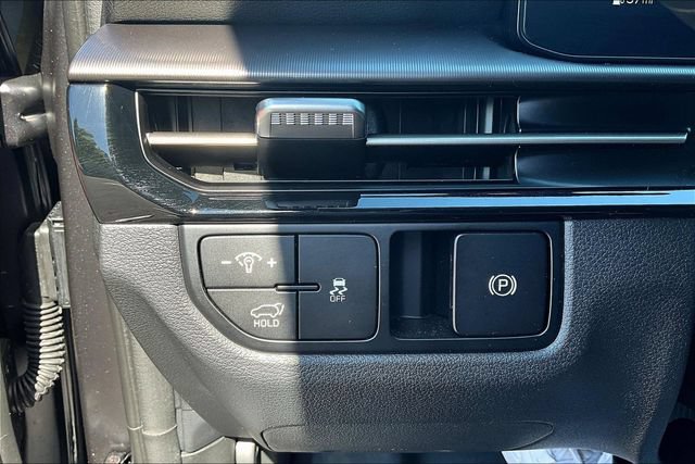 Certified 2026 Kia Sportage SX AWD/4WD image 15