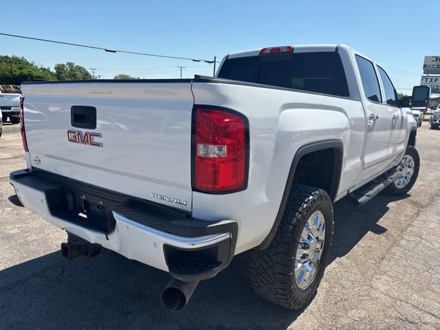 Used 2017 GMC Sierra 2500 Denali w/ Duramax Plus Package AWD/4WD image 11