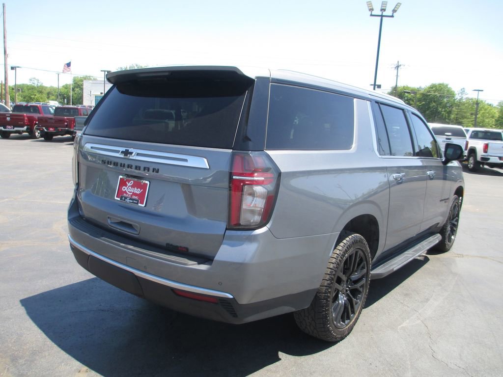 Used 2022 Chevrolet Suburban High Country AWD/4WD image 6