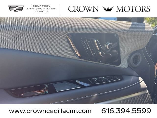 Used 2026 Cadillac Optiq Sport 1 w/ LPO, Floor Liner Package AWD/4WD image 11