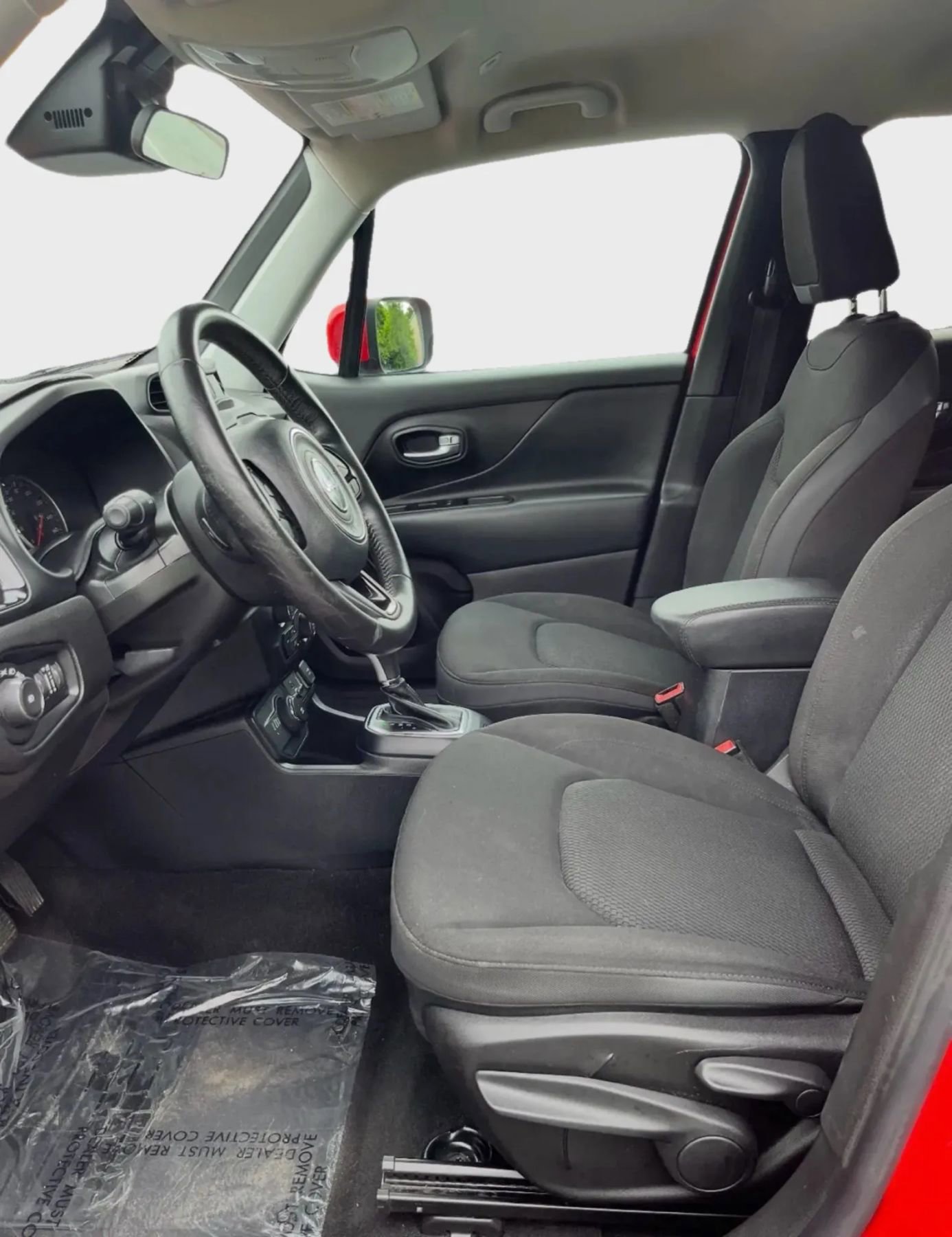 Used 2019 Jeep Renegade Altitude w/ Quick Order Package 2XM AWD/4WD image 11