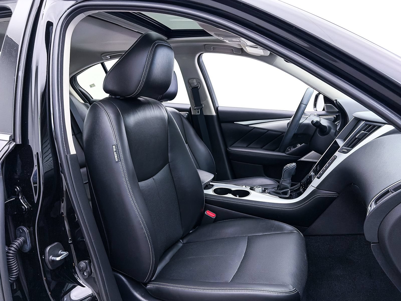 Used 2023 INFINITI Q50 Luxe w/ Cargo Package RWD image 35