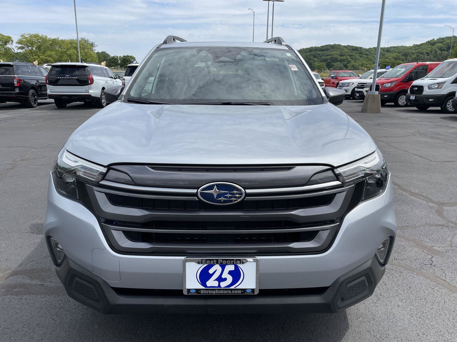 Used 2025 Subaru Forester Premium AWD/4WD image 8