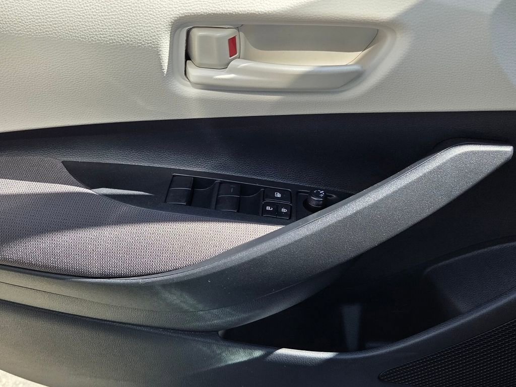 New 2026 Toyota Corolla LE image 25