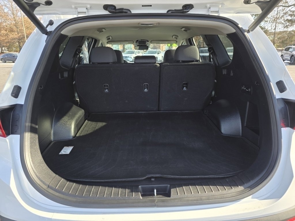 Used 2021 Hyundai Santa Fe SEL w/ Convenience Package image 16