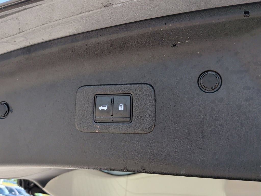 Used 2023 Nissan Armada Platinum w/ Captain's Chairs Package RWD image 50