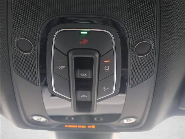 Used 2024 Audi Q5 e Premium Plus AWD/4WD image 23