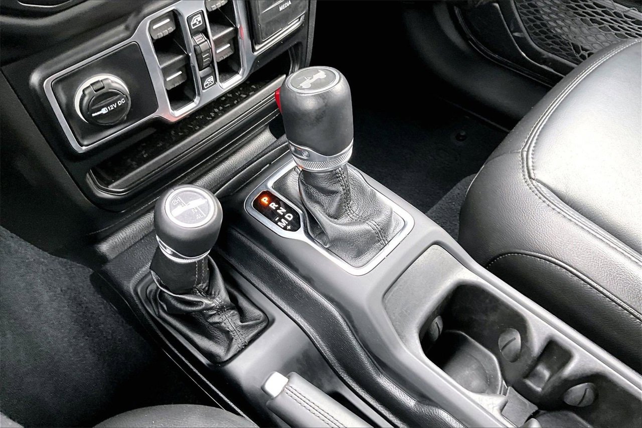 Certified 2021 Jeep Wrangler Unlimited Sahara image 29