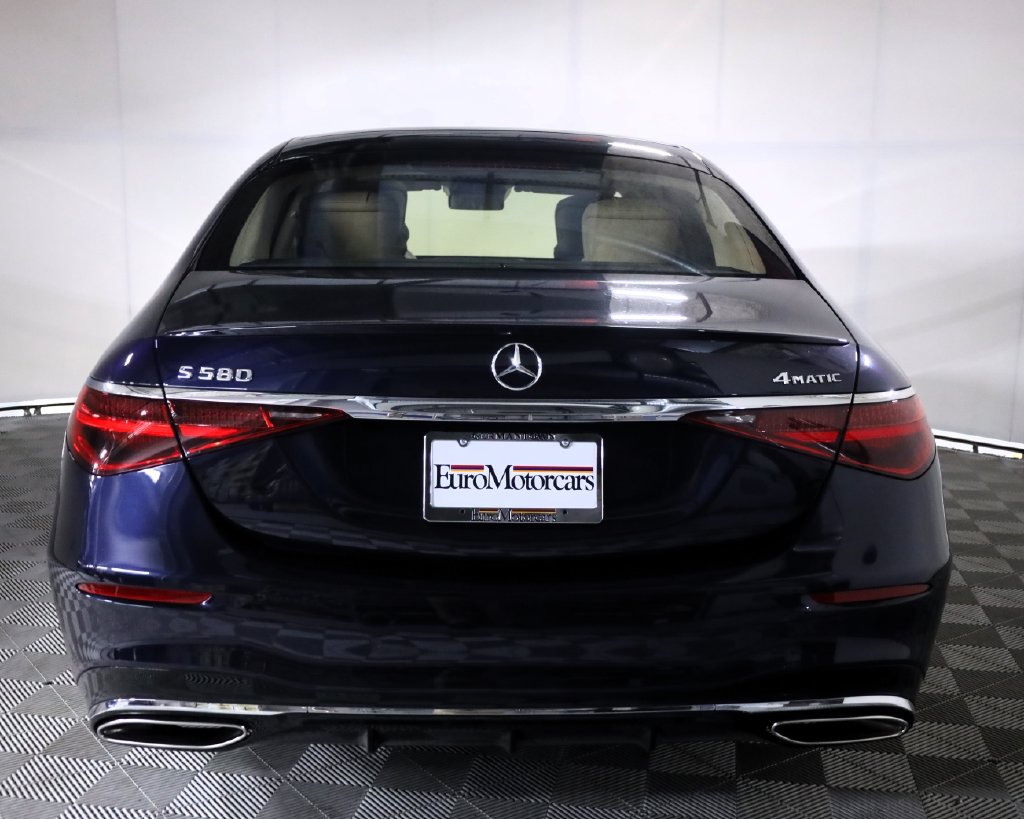 Used 2022 Mercedes-Benz S 580 4MATIC Sedan image 5