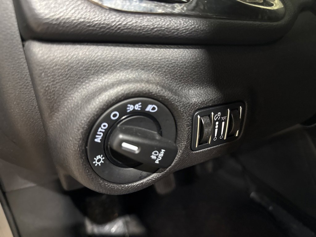 Used 2014 Dodge Dart GT image 17