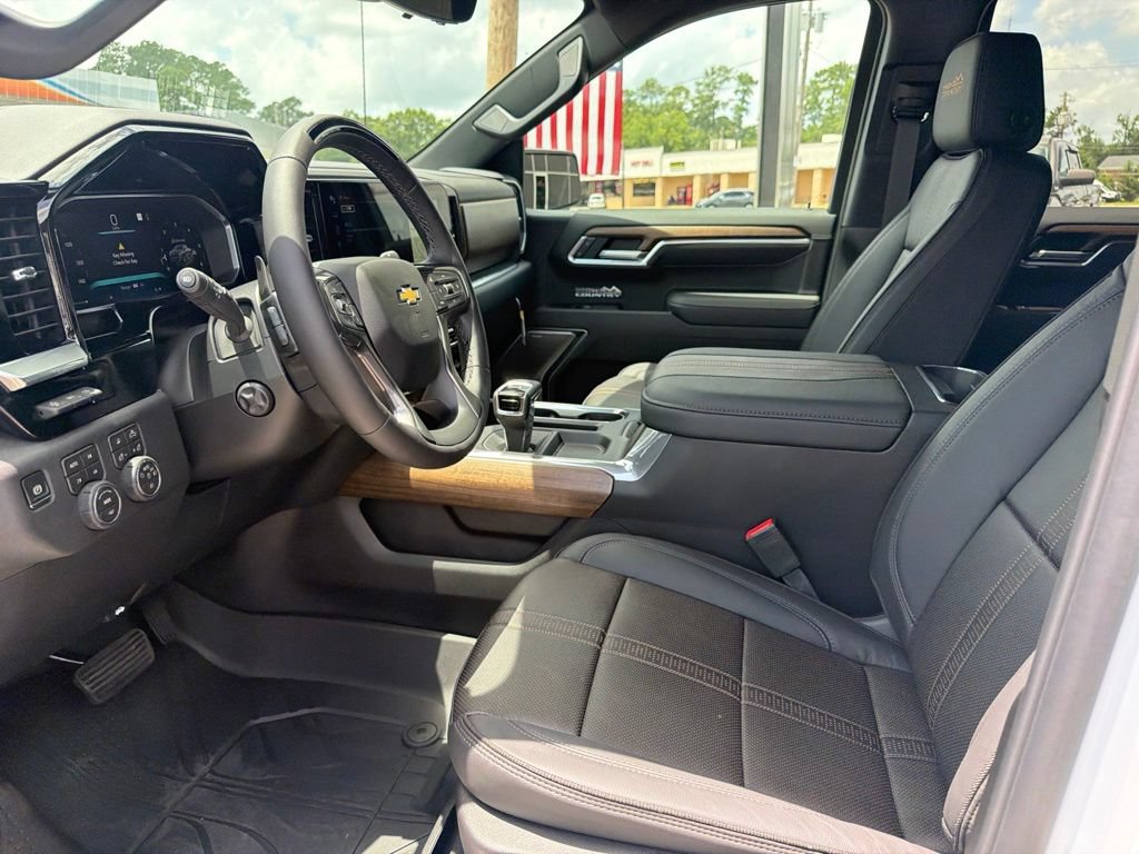 New 2026 Chevrolet Silverado 1500 High Country AWD/4WD image 18