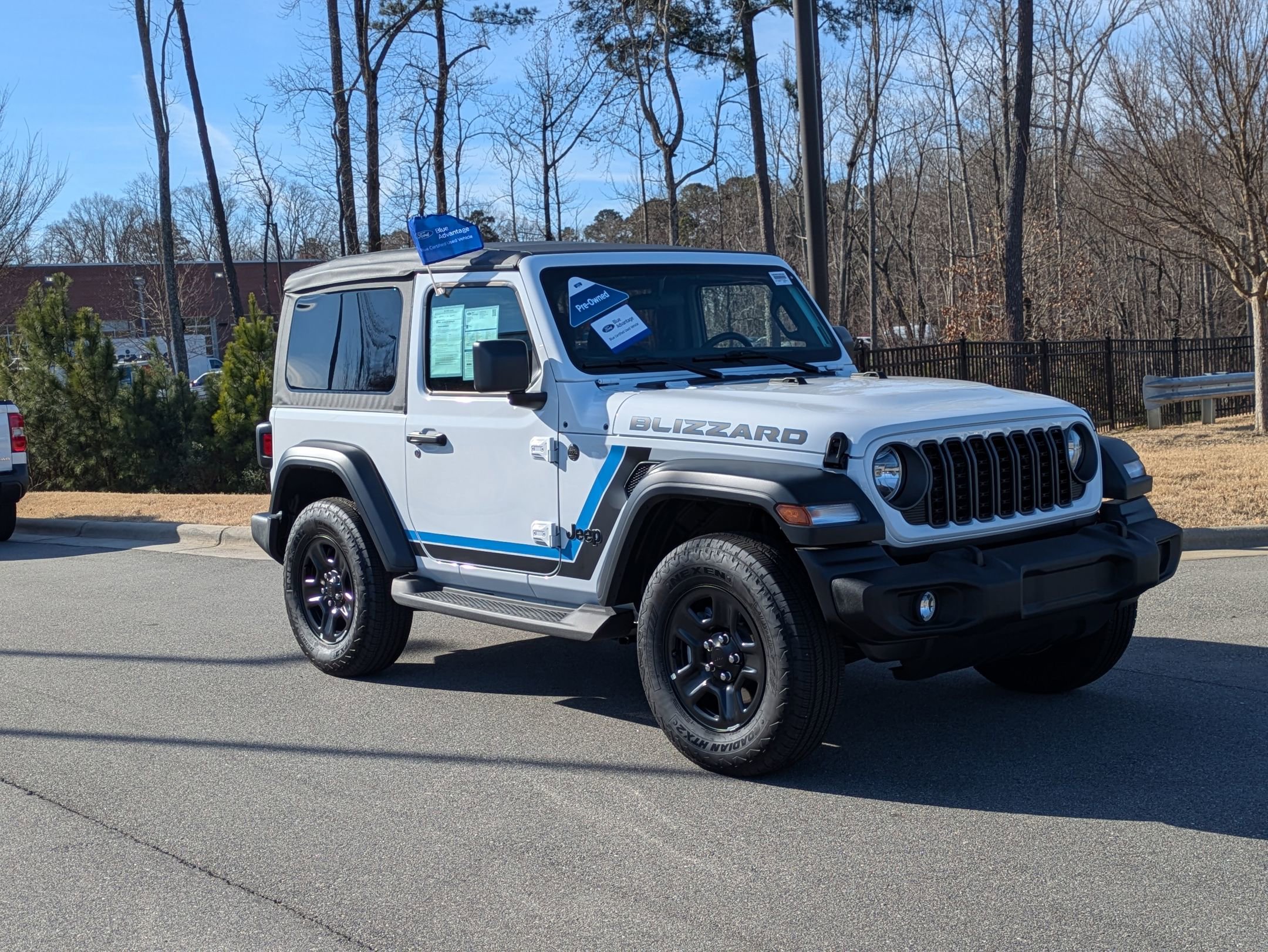 Used 2025 Jeep Wrangler Sport image 2