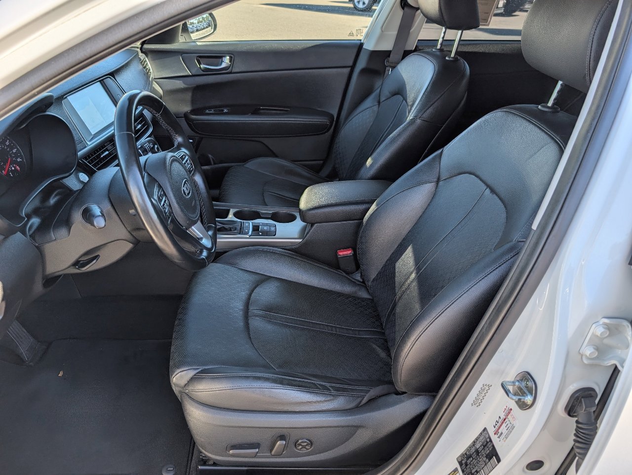 Used 2018 Kia Optima EX image 2