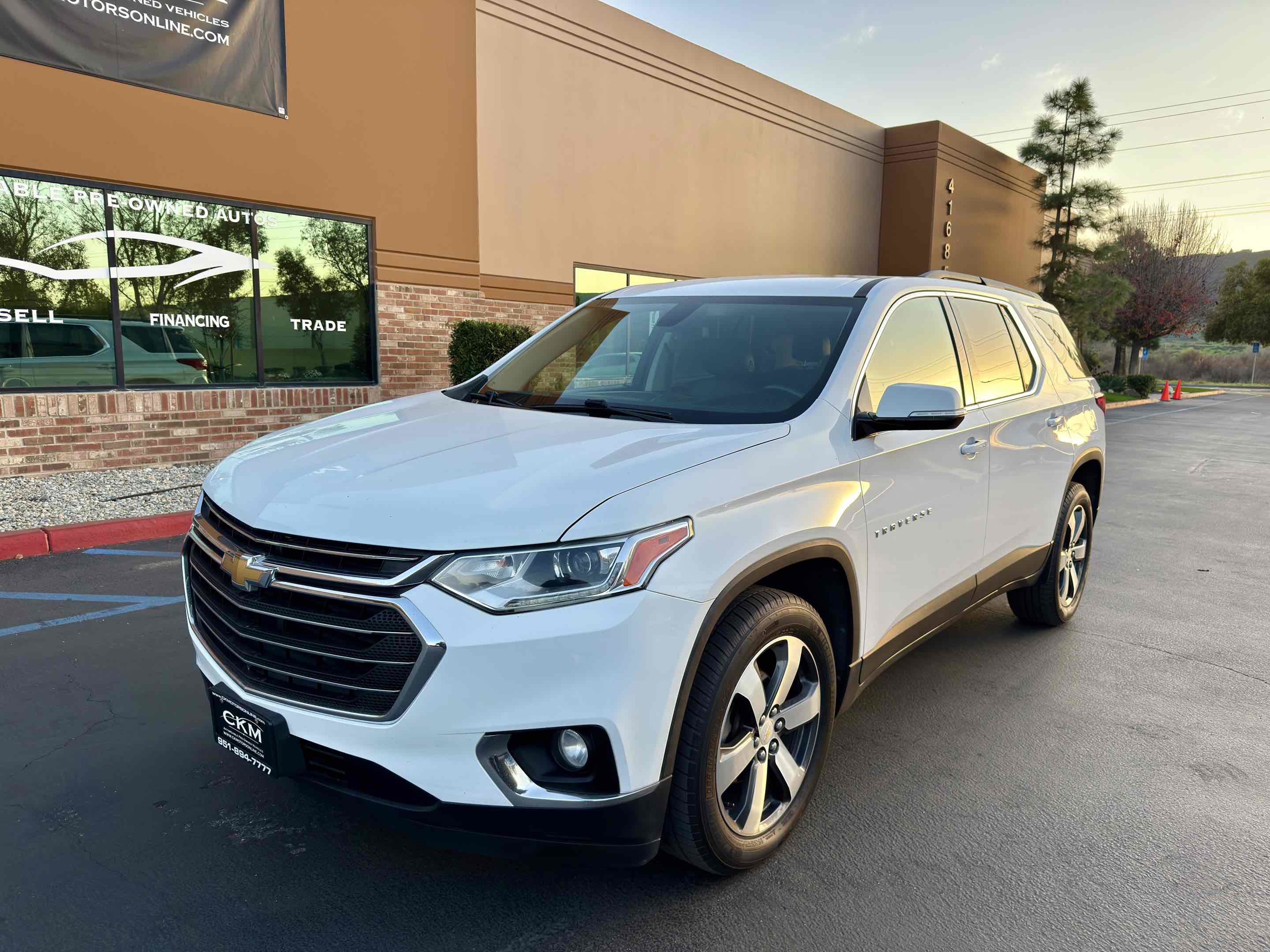 Used 2019 Chevrolet Traverse LT w/ LT Premium Package image 6