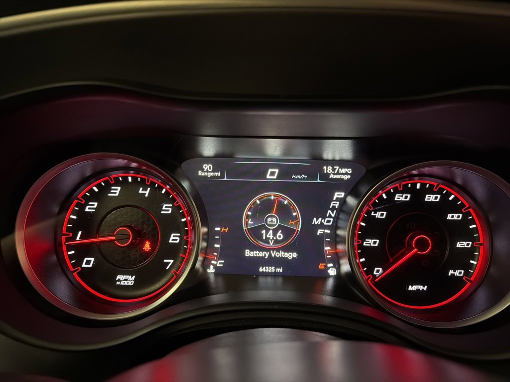 Used 2019 Dodge Charger SXT image 19