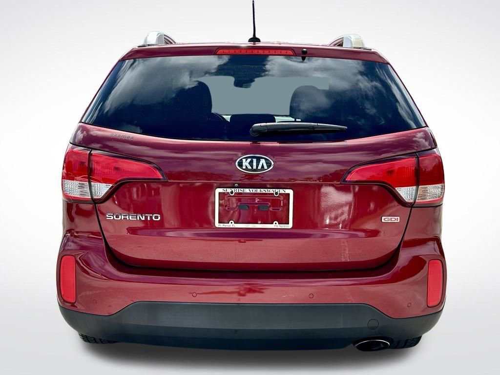 Used 2015 Kia Sorento LX image 6