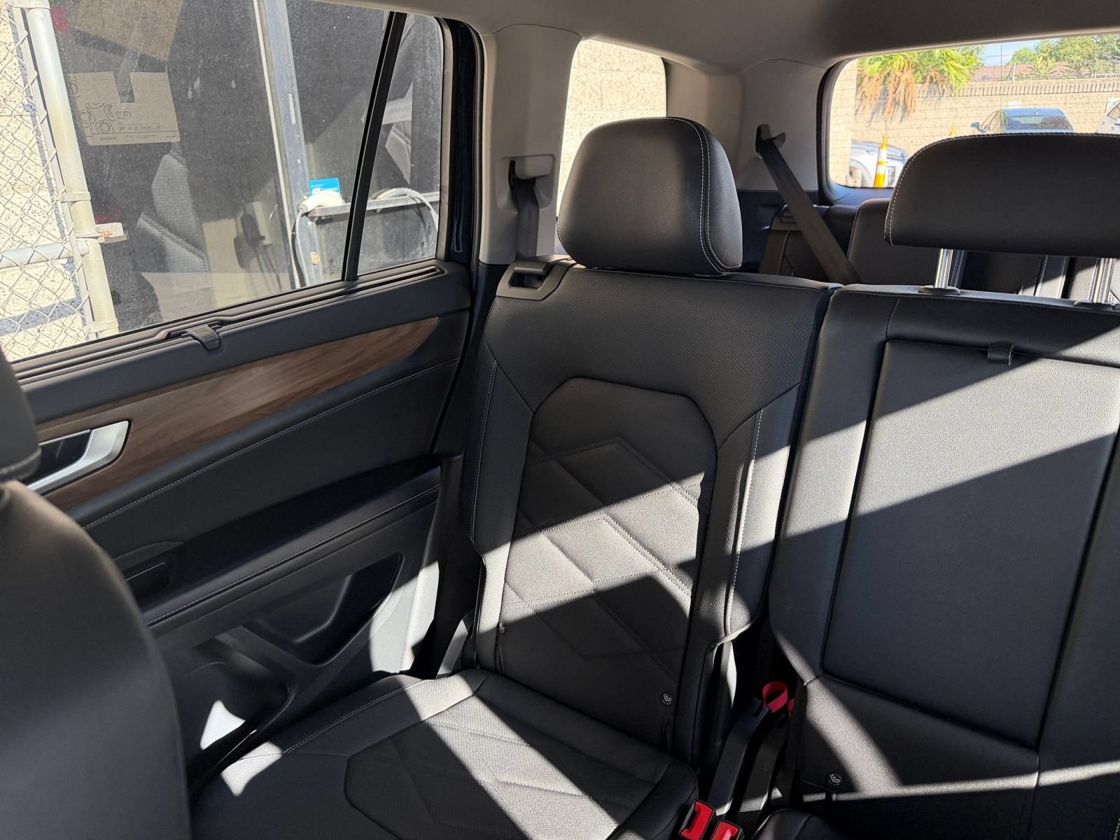 Used 2026 Volkswagen Atlas SE FWD image 41
