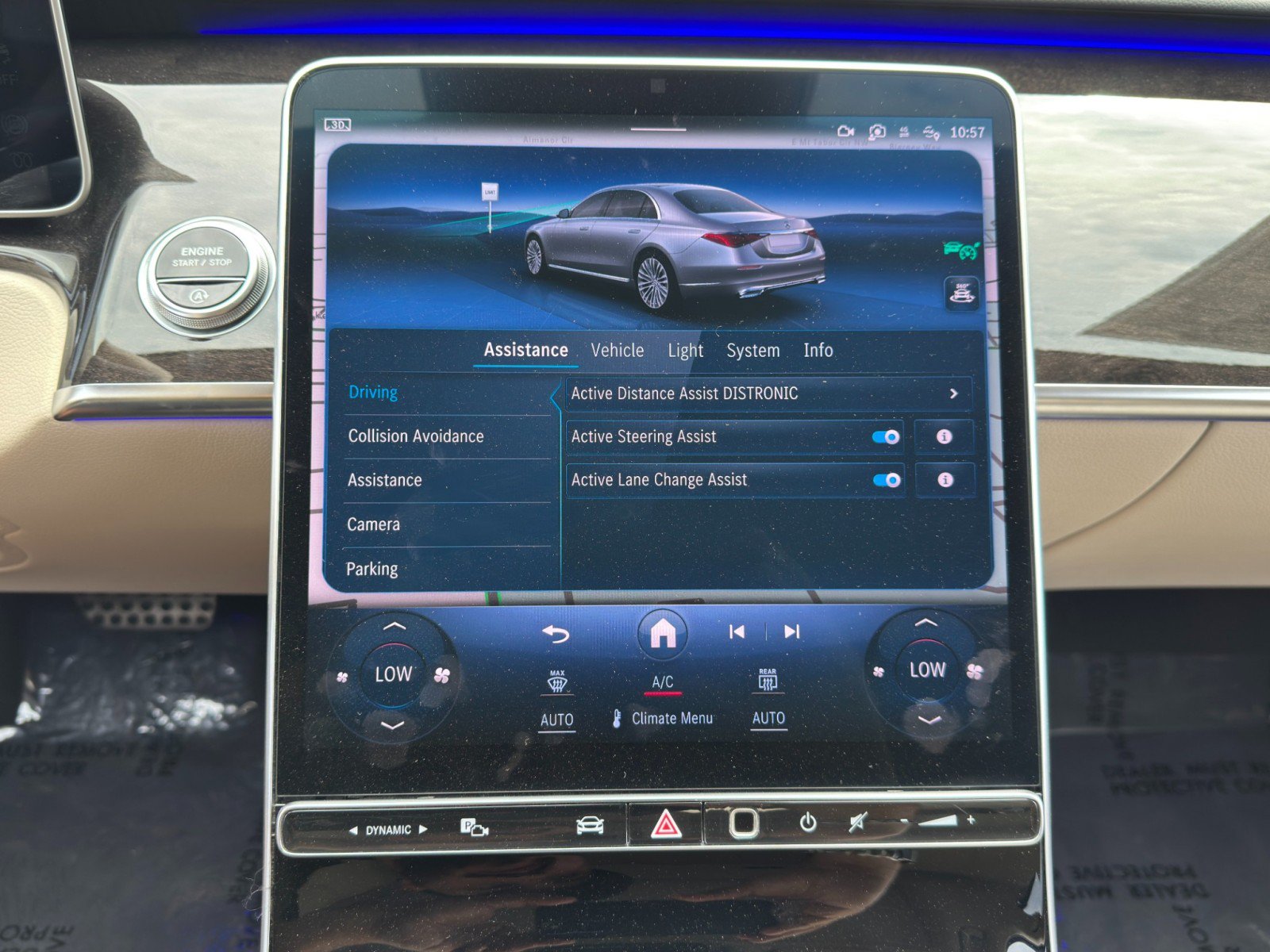 Used 2022 Mercedes-Benz S 580 4MATIC Sedan w/ AMG Line Package image 33
