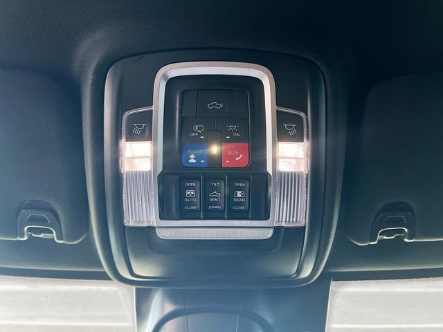 Used 2024 RAM 2500 Limited image 20