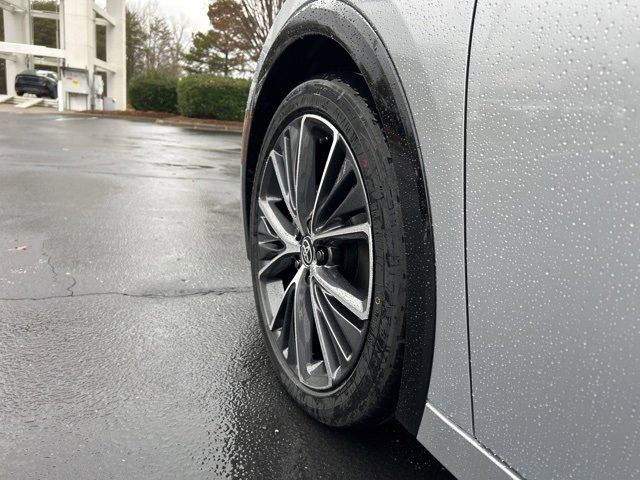 New 2026 Toyota Prius XLE image 9