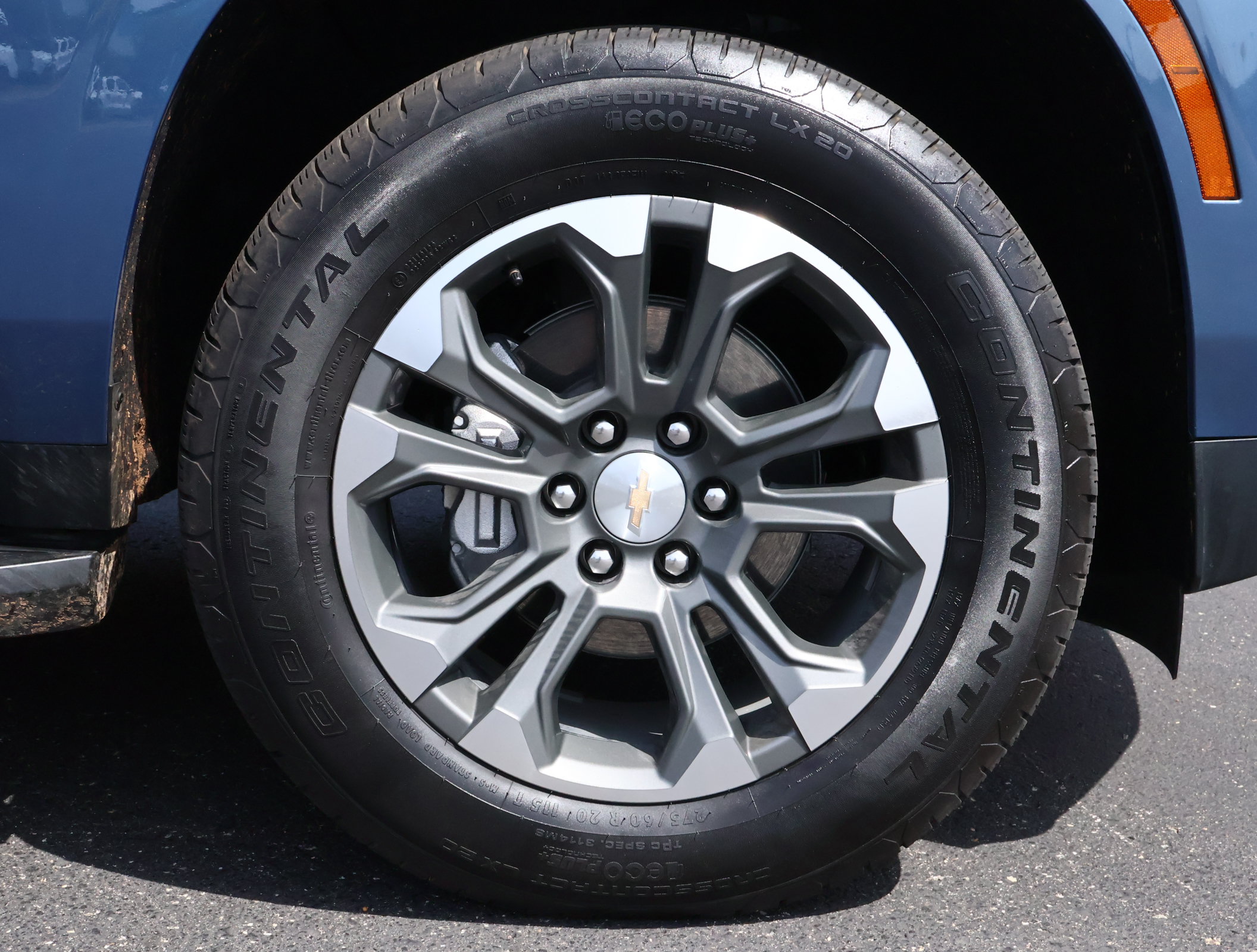Used 2026 Chevrolet Tahoe LS AWD/4WD image 25