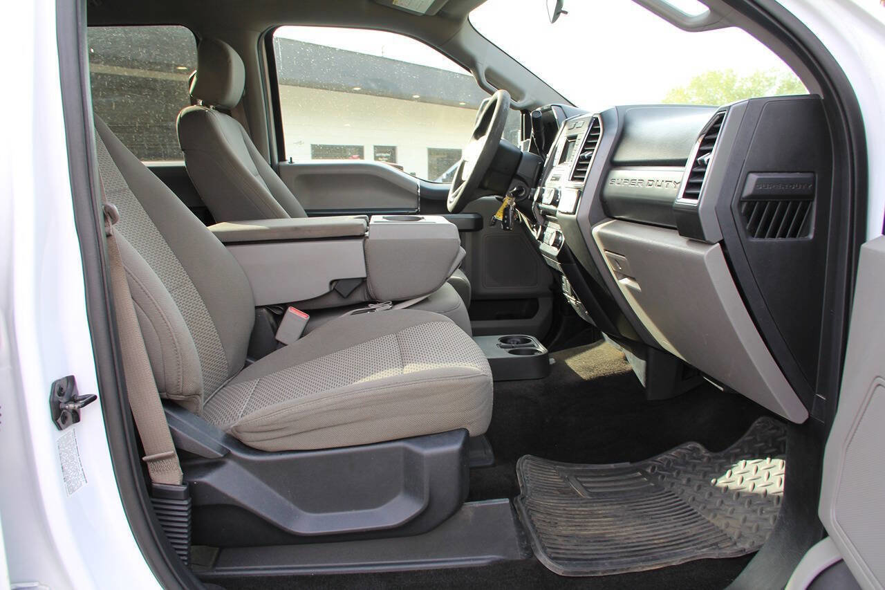 Used 2017 Ford F450 XLT w/ XLT Value Package AWD/4WD image 12
